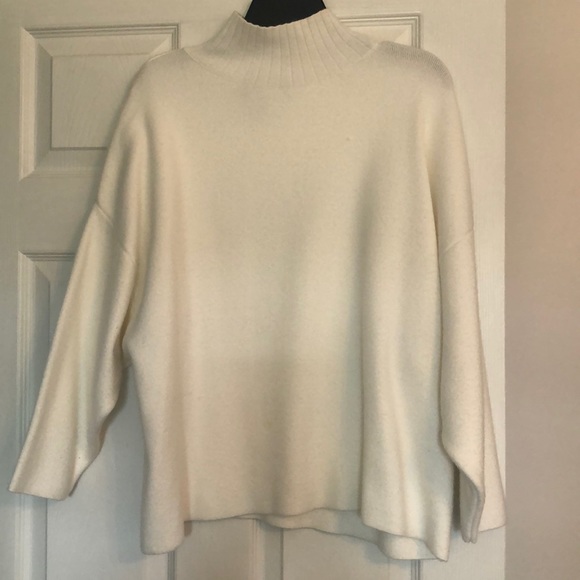 Zara Sweaters - Zara oversized white sweater